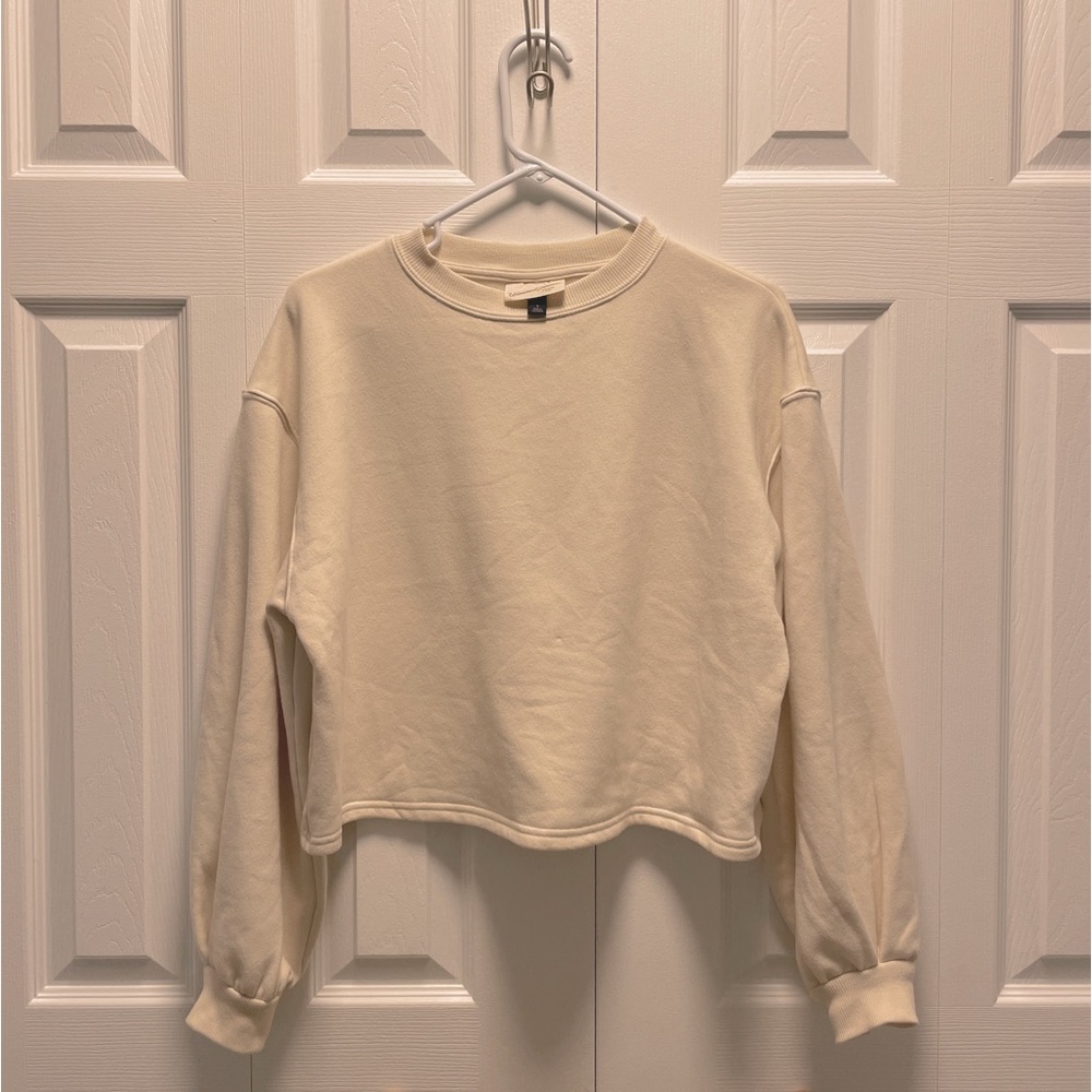 Cropped crewneck sweatshirt